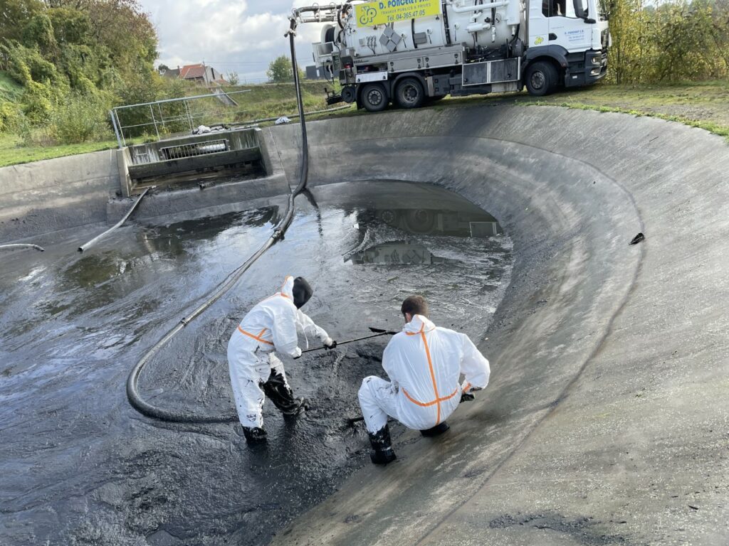 Poncelet-D débouchage équipe